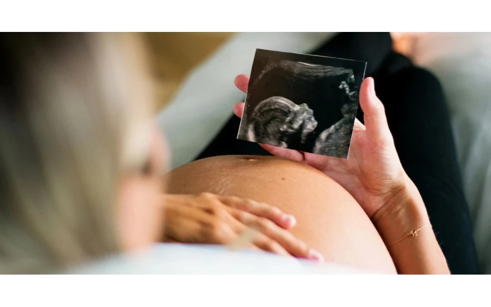 Hoe het babybedje te beveiligen zodat je kleintje zich niet bezeert? Hoe het babybedje te beveiligen zodat je kleintje zich niet bezeert?